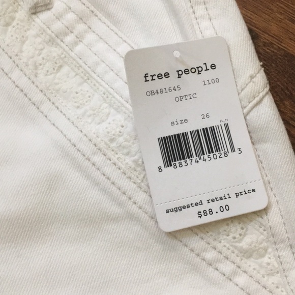 Free people white denim shorts - Picture 4 of 5